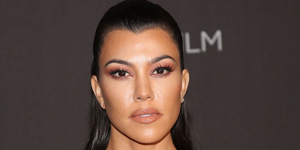 Kourtney Kardashian goes makeup free in poolside bikini pic and her skin