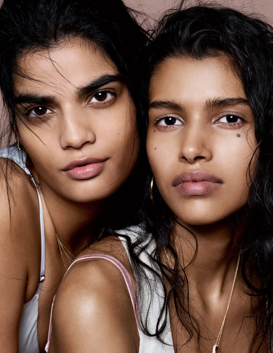 Experts Swear by These Hyaluronic Acid Serums for Hydrated, Supple Skin